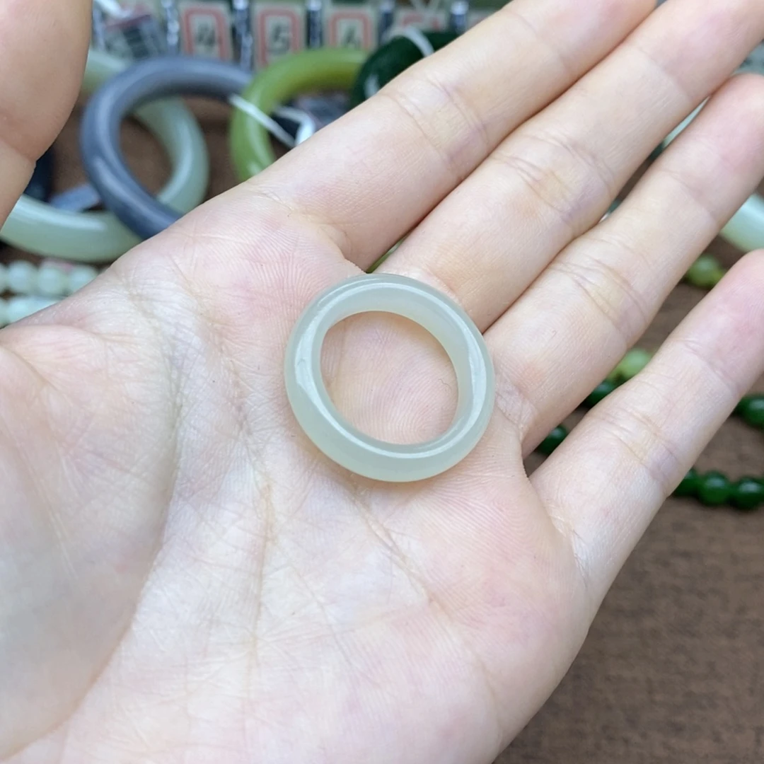 和田玉戒圈未镶嵌深*潭