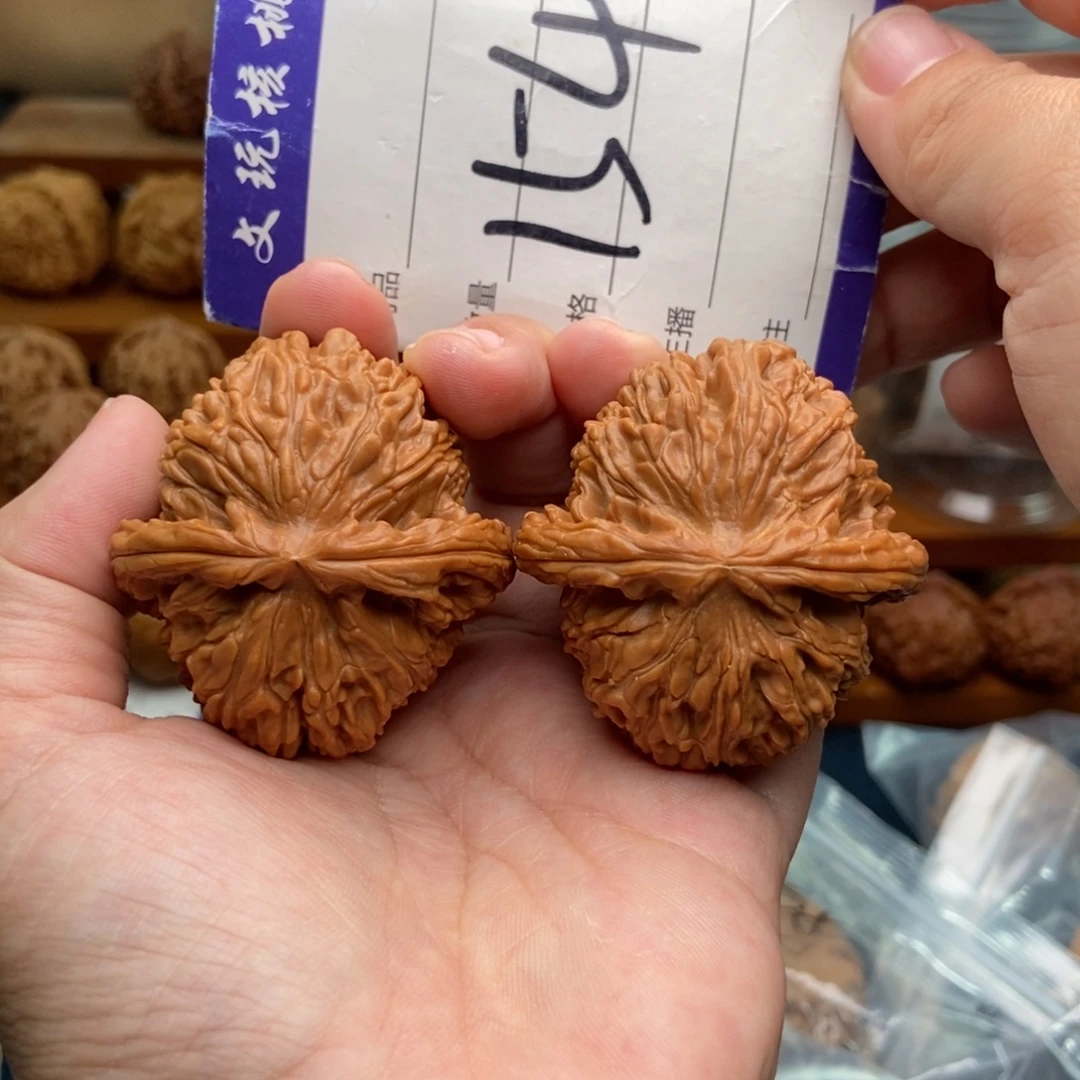 把件文玩核桃45白狮子