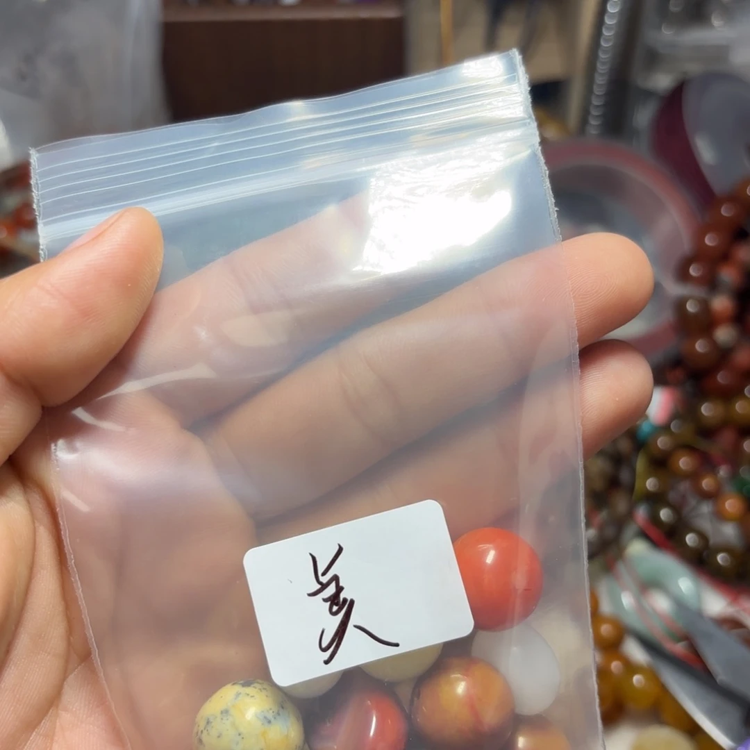 蛇纹石玉手链未镶嵌美**荐