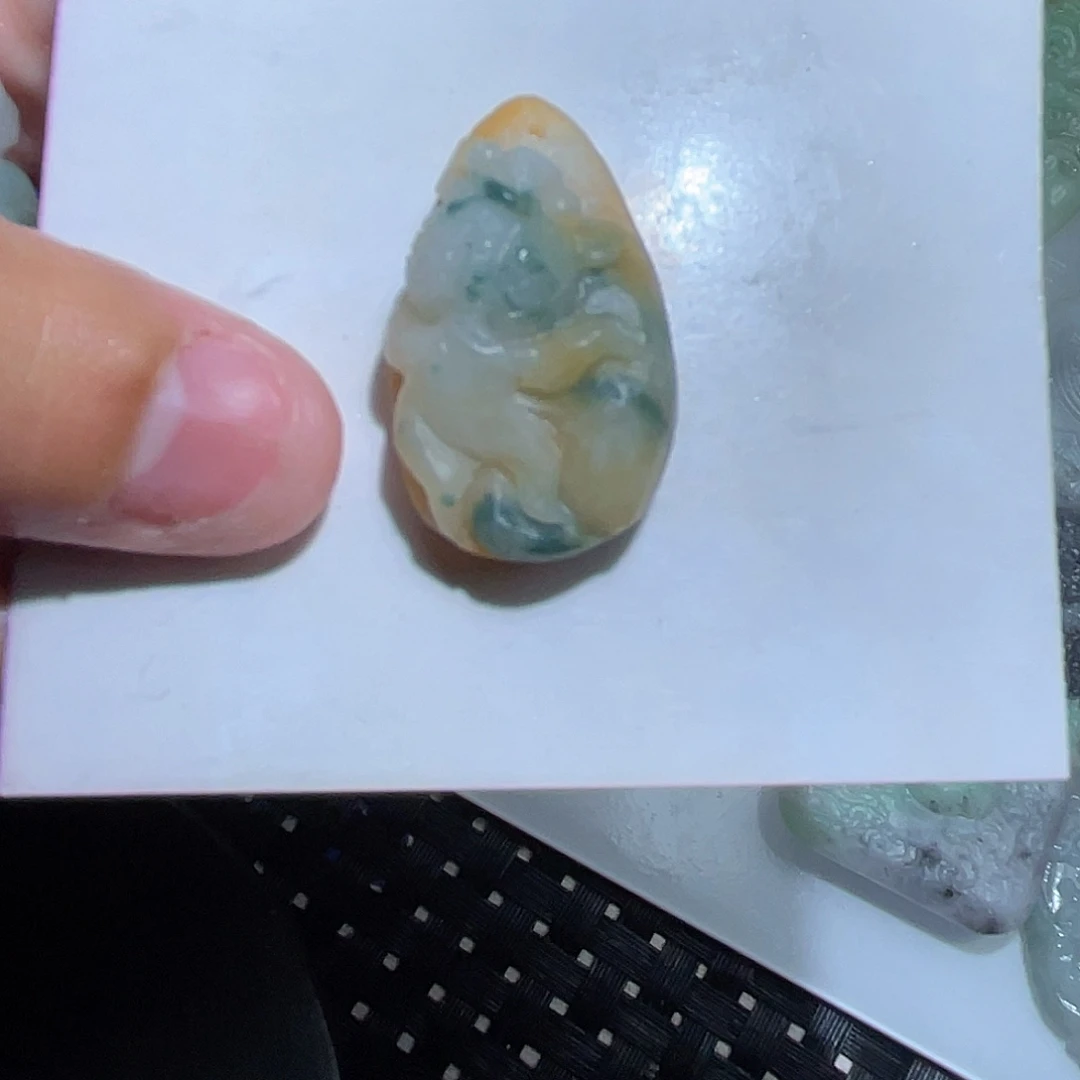 定制翡翠未镶嵌是