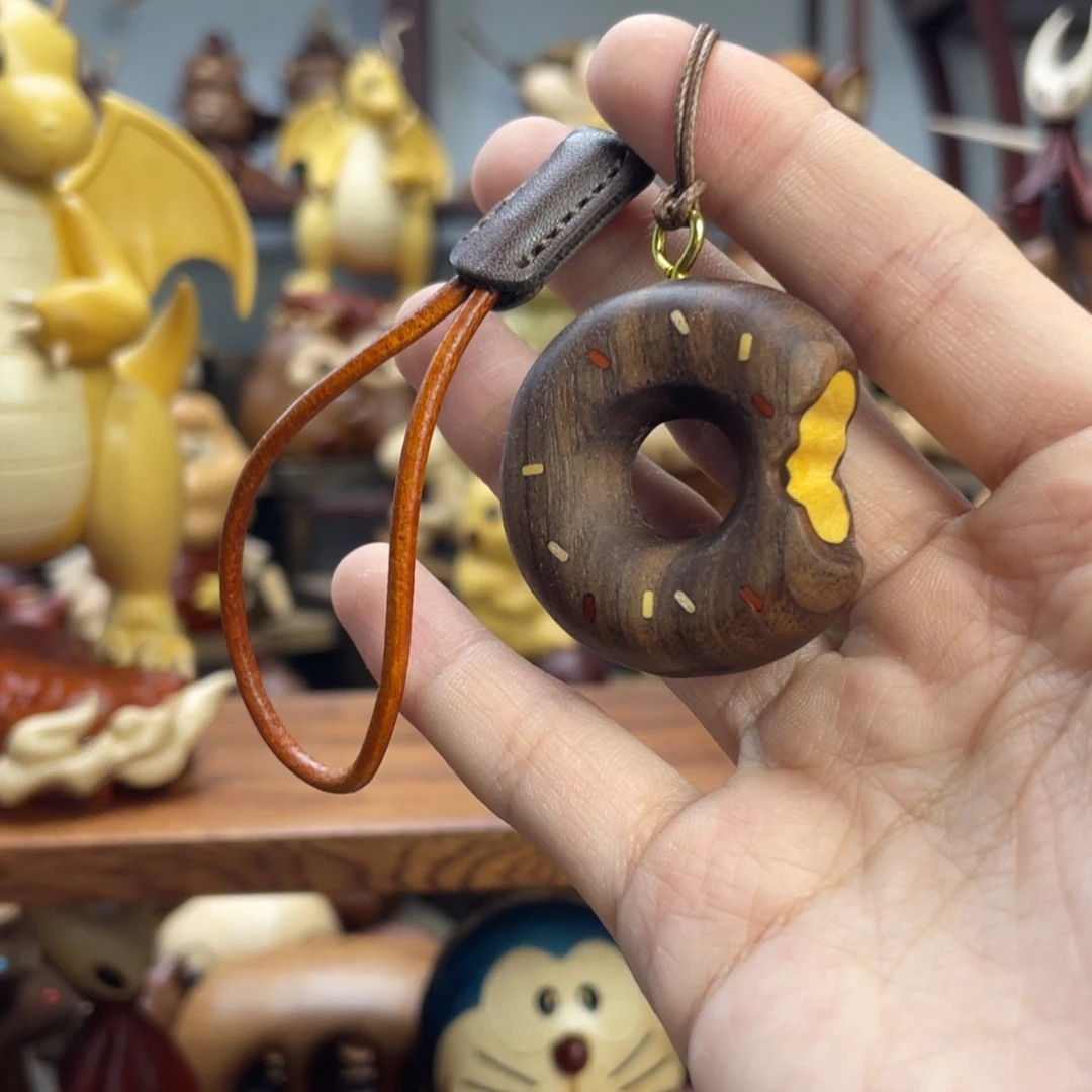 木胡桃木甜甜圈挂件