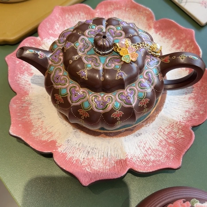文***…紫砂茶壶紫砂的手工制作工艺也