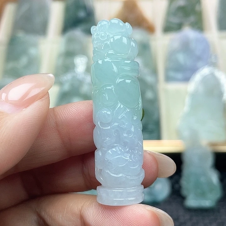 颈饰未镶嵌翡翠天然缅甸翡翠A货龙柱