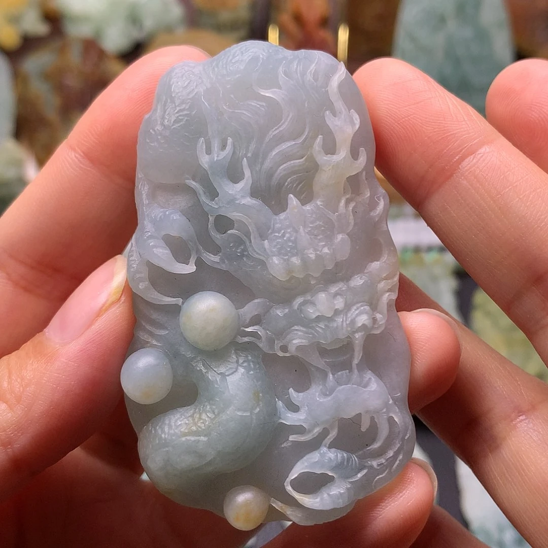 定制翡翠未镶嵌龙