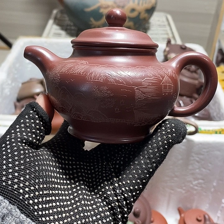 紫砂茶壶底部划痕