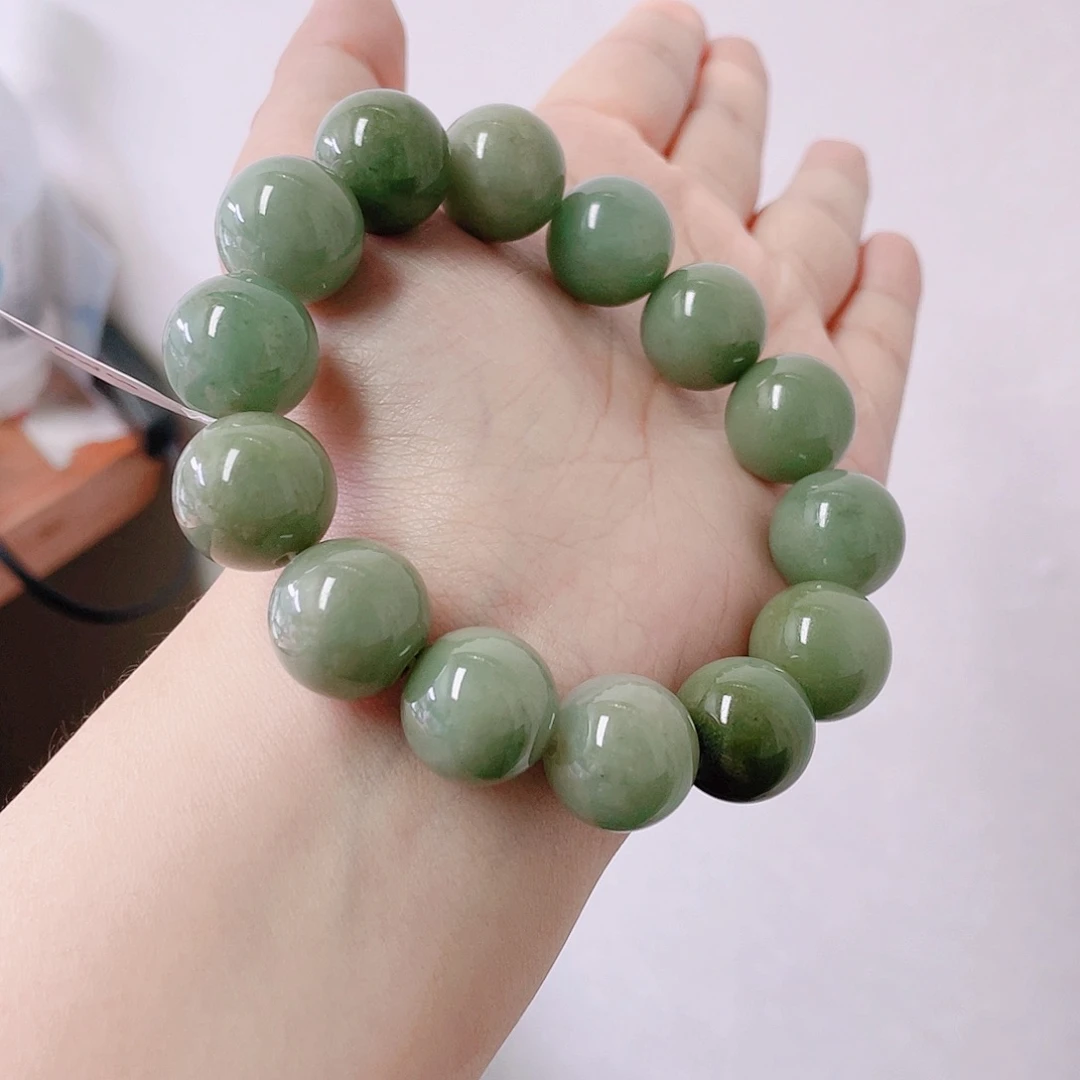 定制翡翠未镶嵌珠串