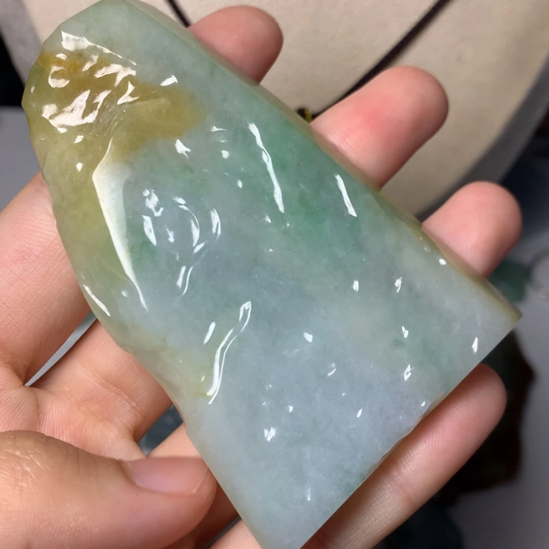 翡翠颈饰未镶嵌吊坠