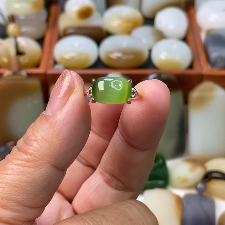 小***常和田玉（碧玉）银S925镶嵌戒指