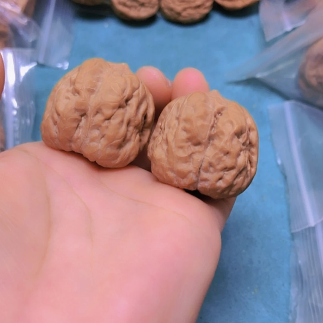 【闪购商品】把件核桃34蛤蟆头修尖