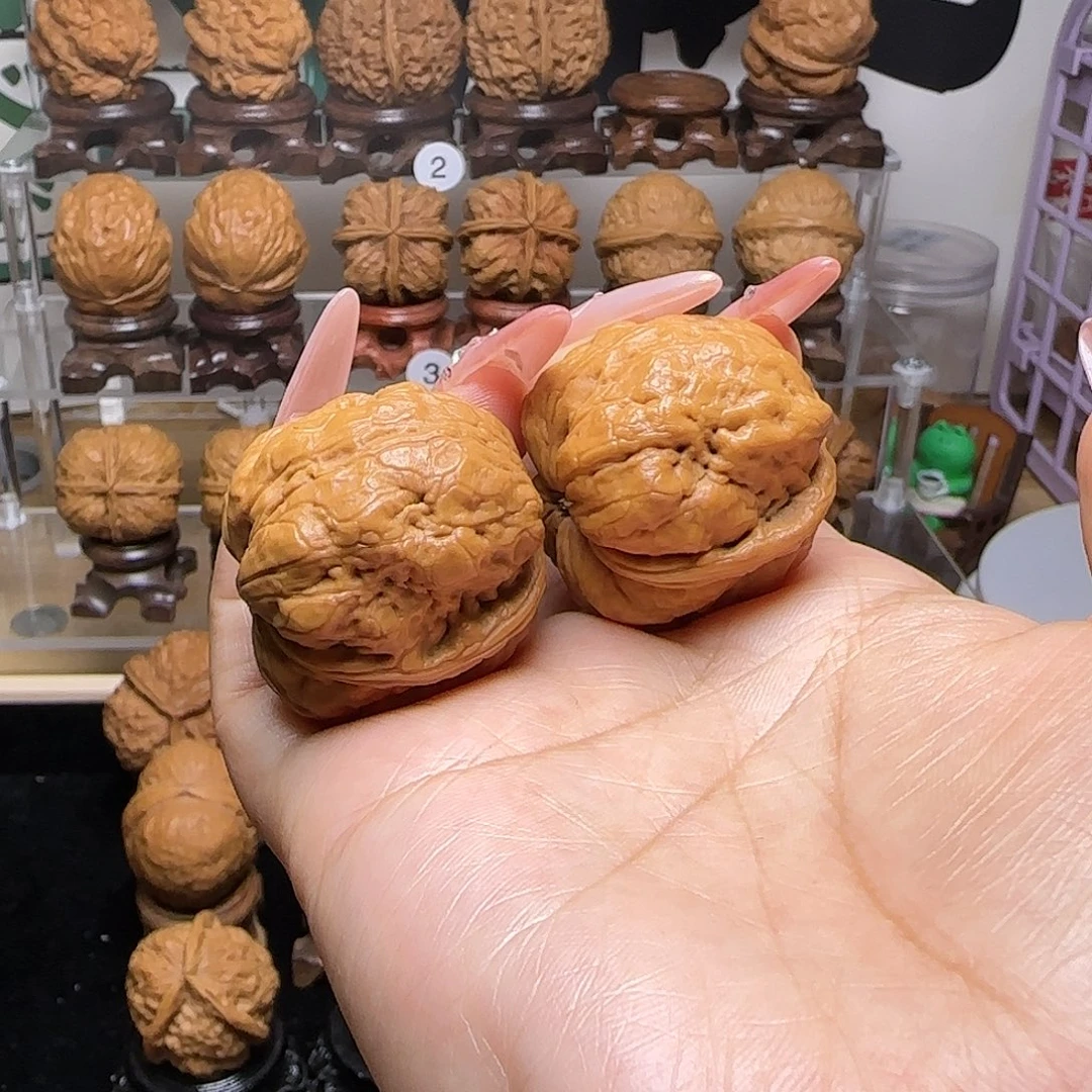 文玩核桃把件3…………33mm