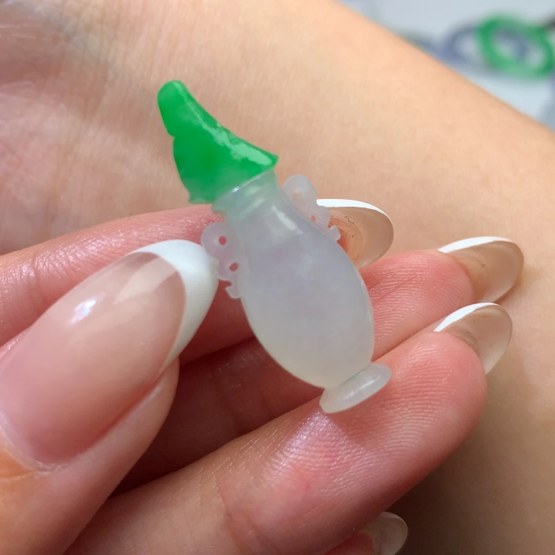 未镶嵌定制翡翠毛货