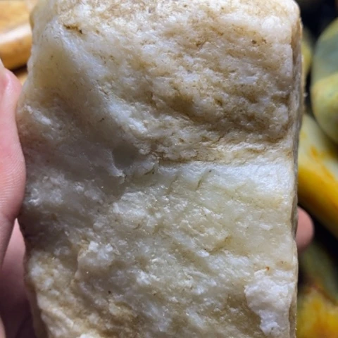 未镶嵌和田玉（糖玉）挂件