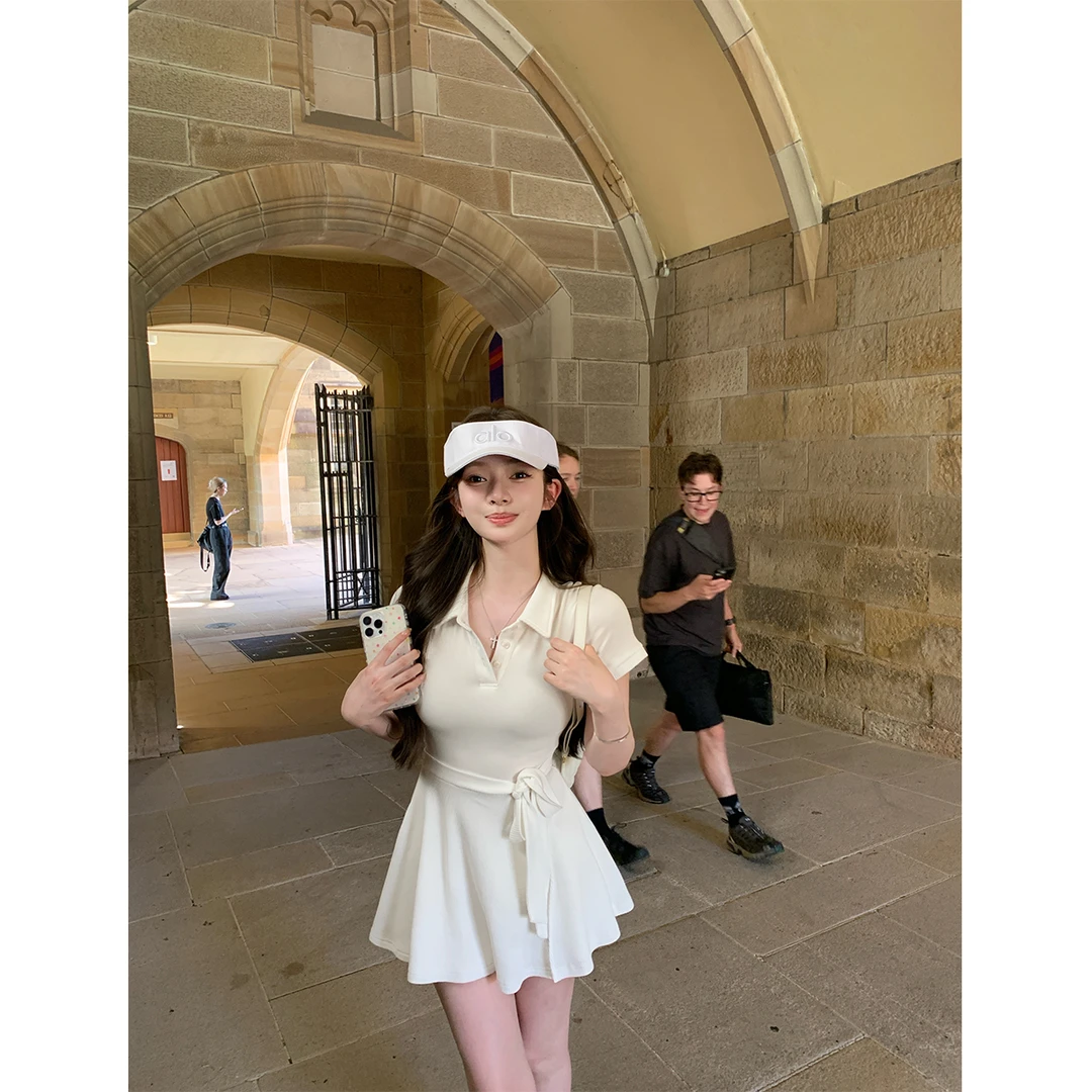 陈佳楠 【清纯女大】老钱运动感 高尔夫polo拼接连衣裙 NN2502016