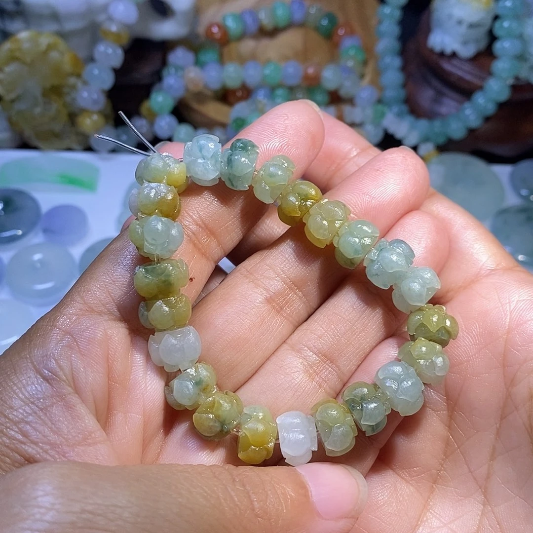 定制翡翠未镶嵌手串