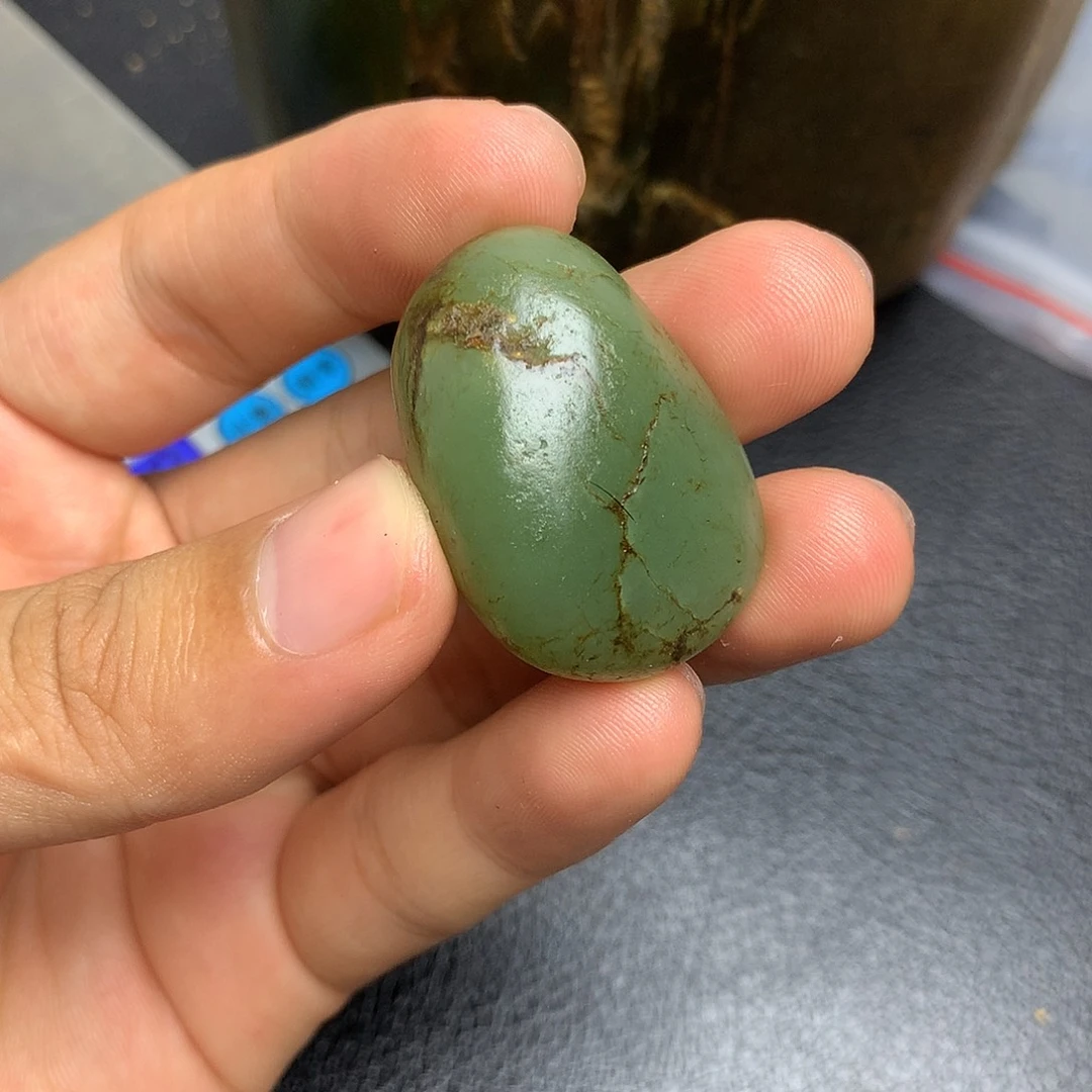 张***辽未镶嵌和田玉挂件