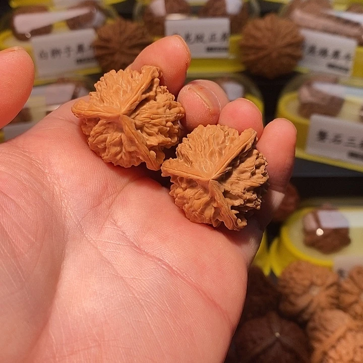 把件文玩核桃盘山32全品
