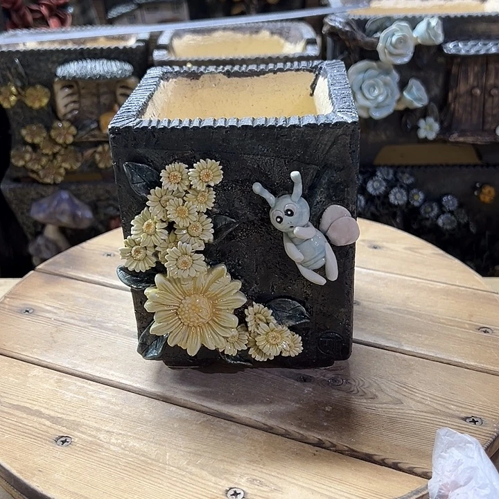 青藤多肉花盆百搭