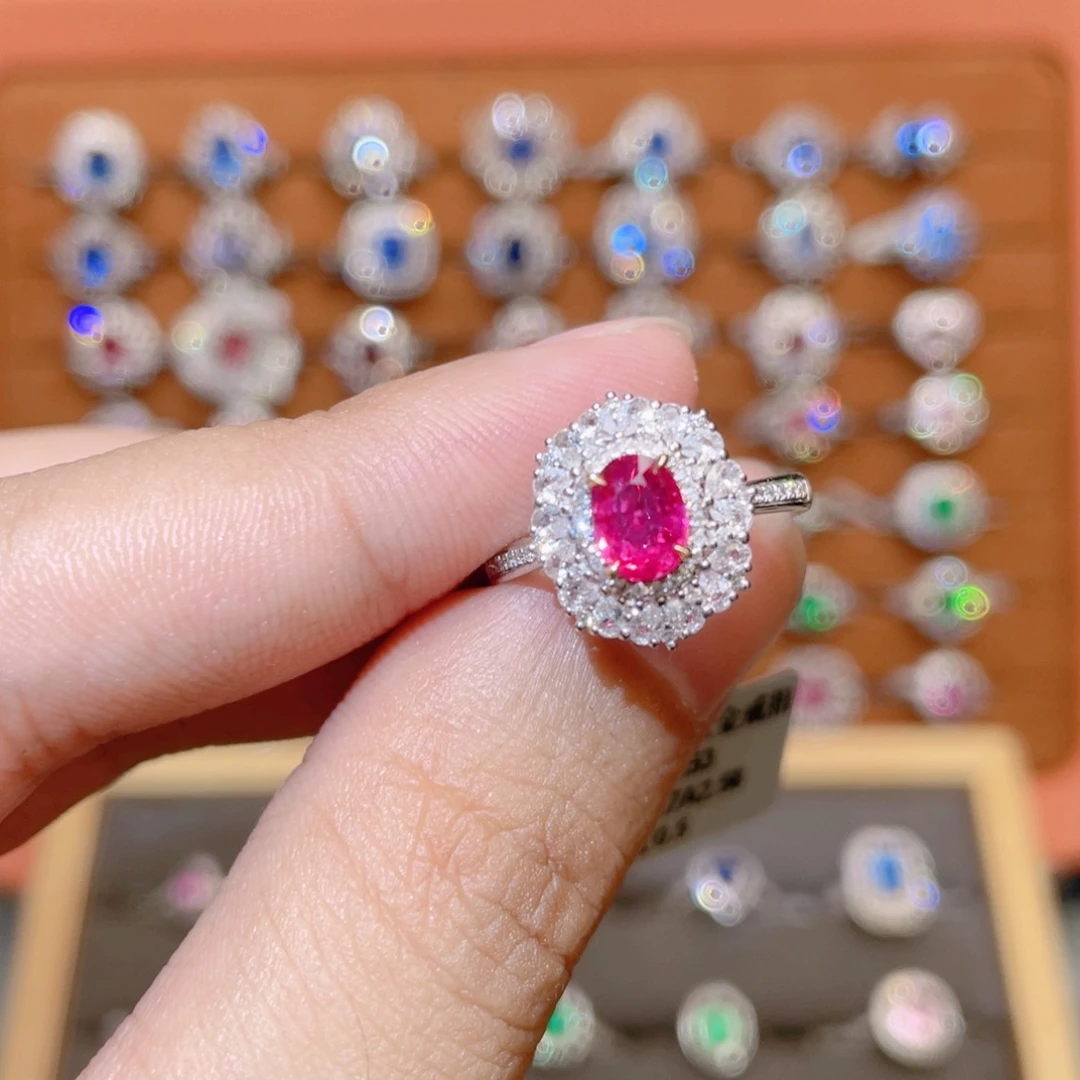 戒指18K金镶嵌红宝石0.85ct 无烧鸽血