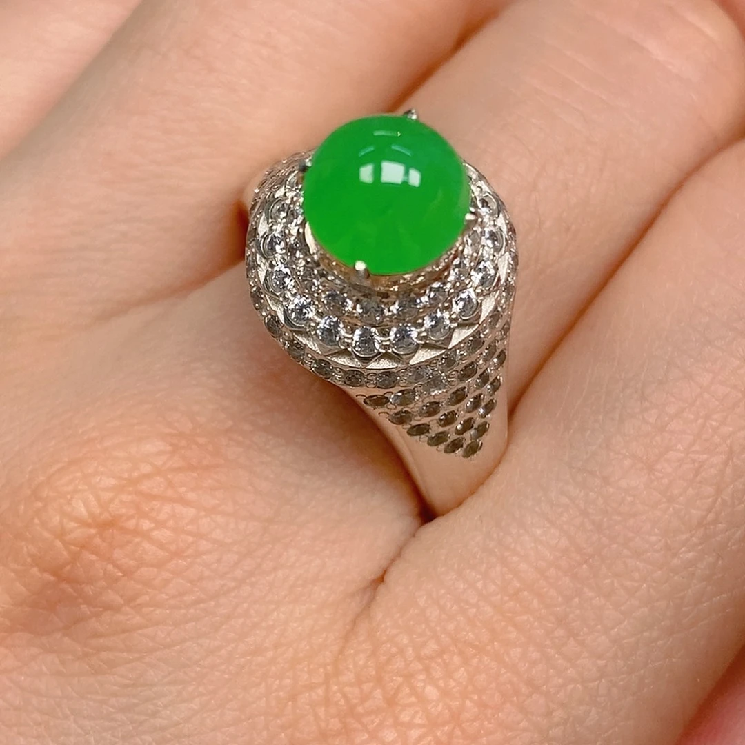 翡翠戒指未镶嵌翡翠