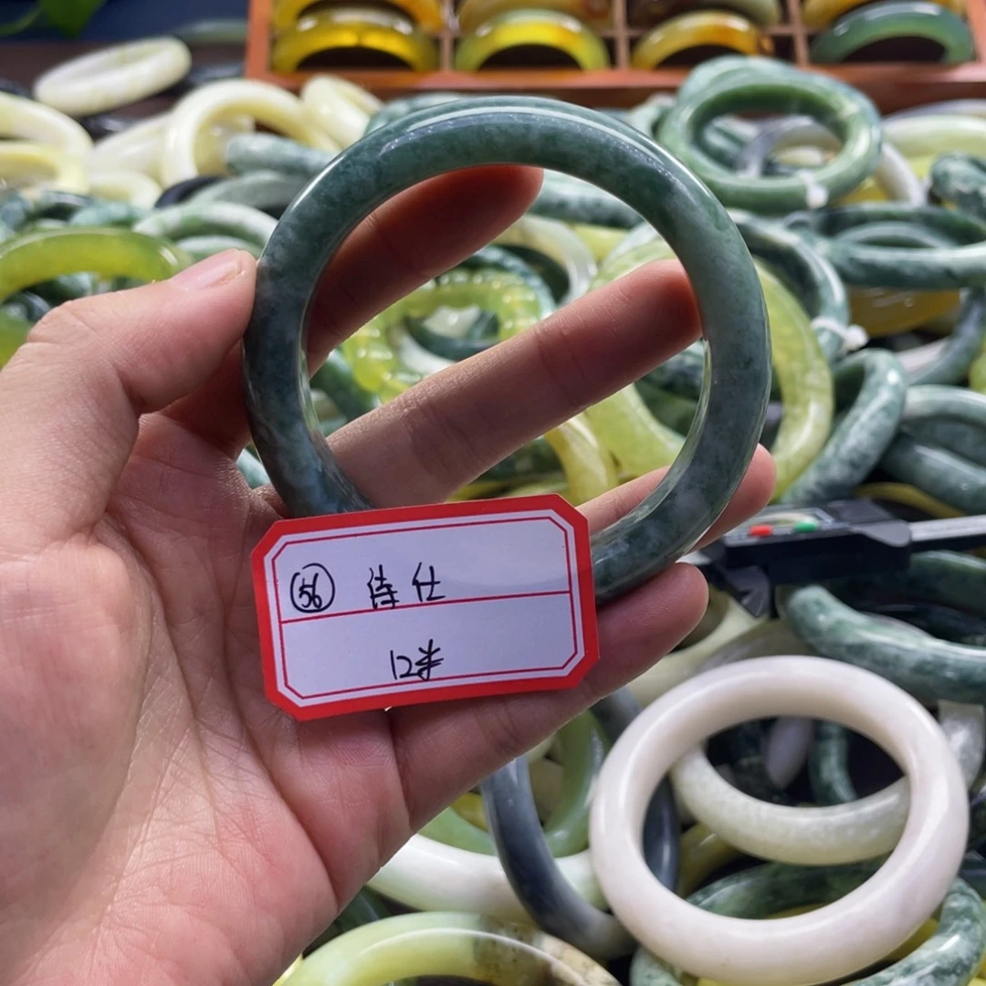 诗***仕蛇纹石玉未镶嵌手镯