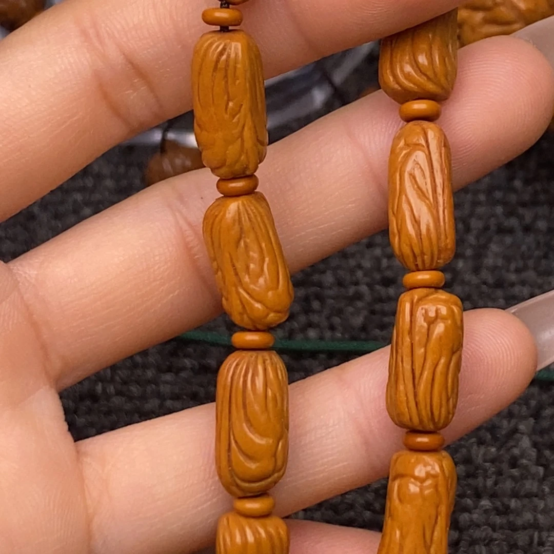 秦岭山脉龙纹桃核 11