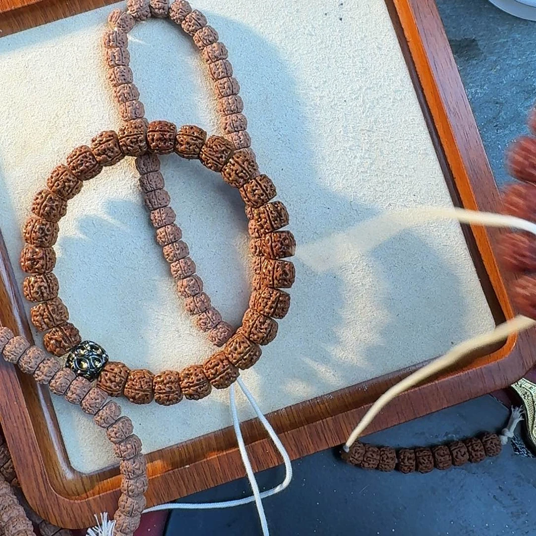 金刚菩提吊坠8的潜水艇手持