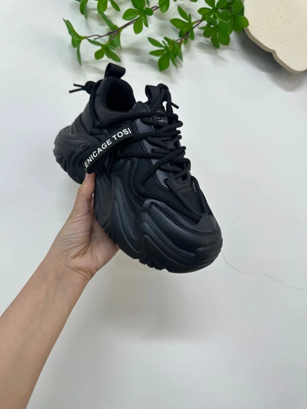 2025款秋季厚底超轻老爹鞋8661