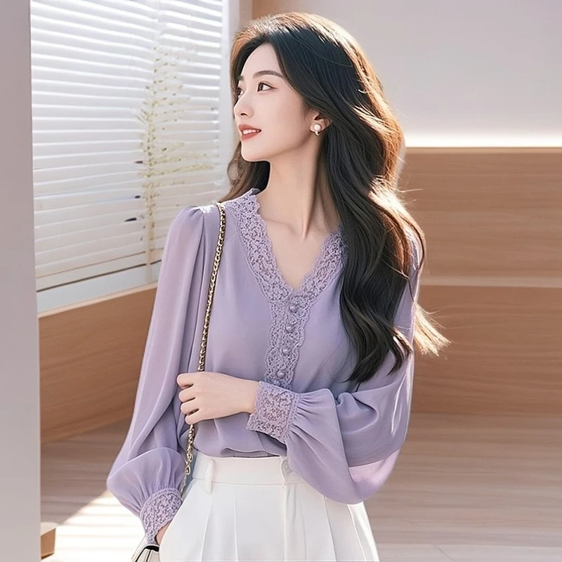 法式高级感气质v领蕾丝长袖衬衫女春新款洋气独特超好看小上衣ins