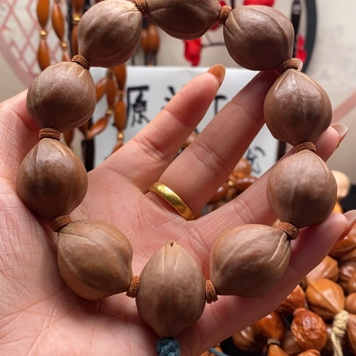 手串/手链橄榄核蜜桃2.2铁盒