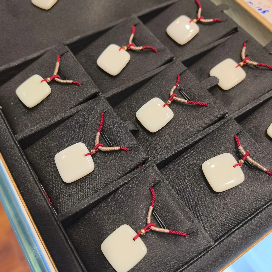 Boss阳天然和田玉（多样性发其一）