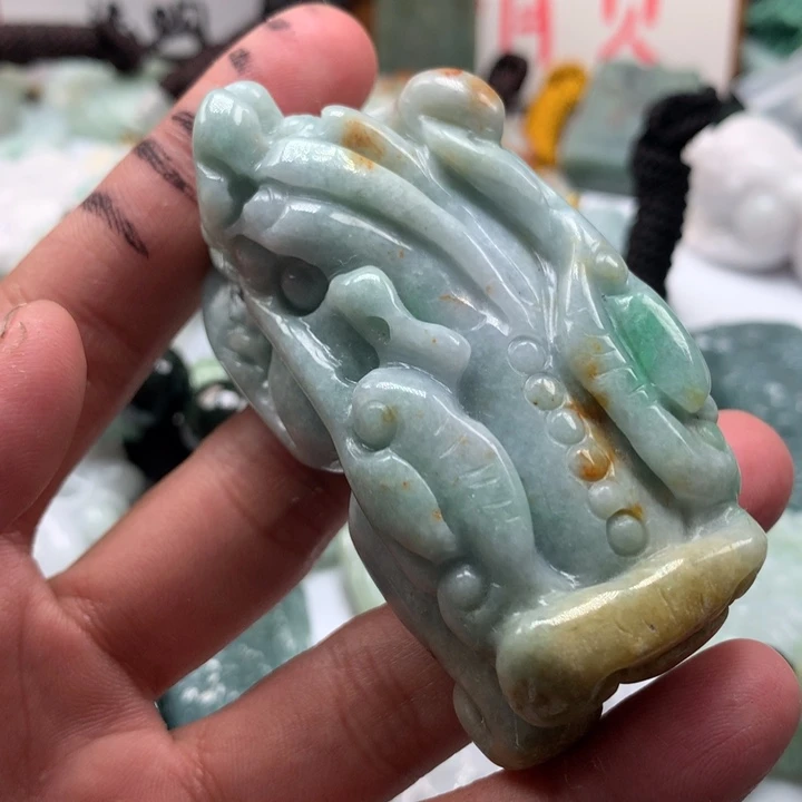 翡翠未镶嵌颈饰保真天然a货翡翠