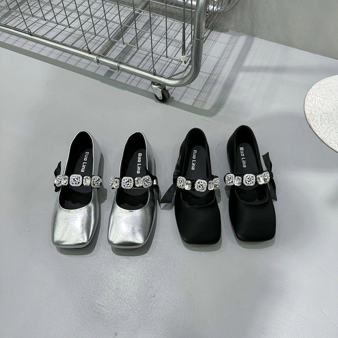 2025春季新款浅口平底方头小皮鞋女带钻玛丽珍小香风潮鞋