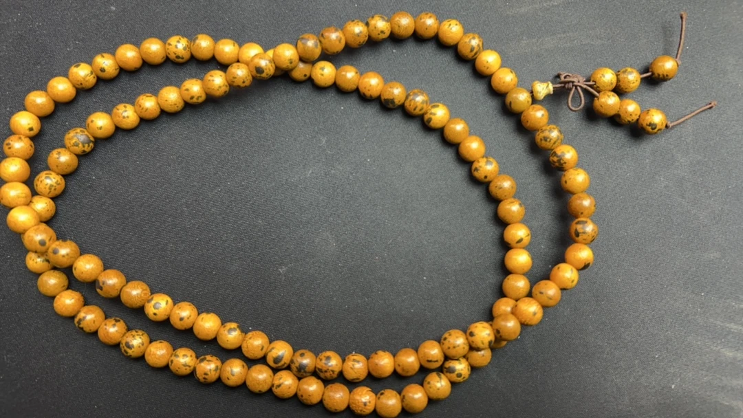 7A4福来精选黄留疤奇楠8mm