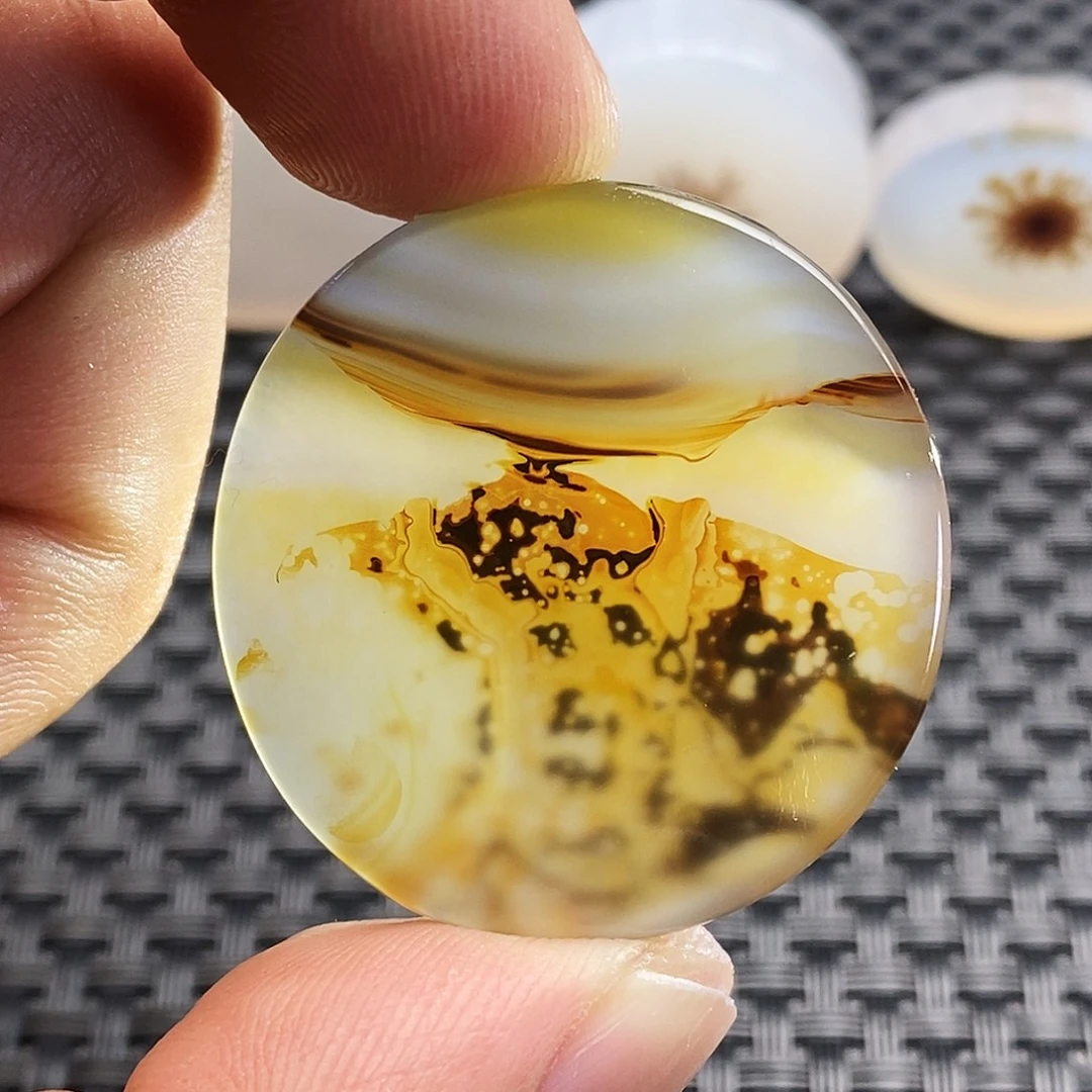 玛瑙/玉髓未镶嵌吊坠(不含链)83