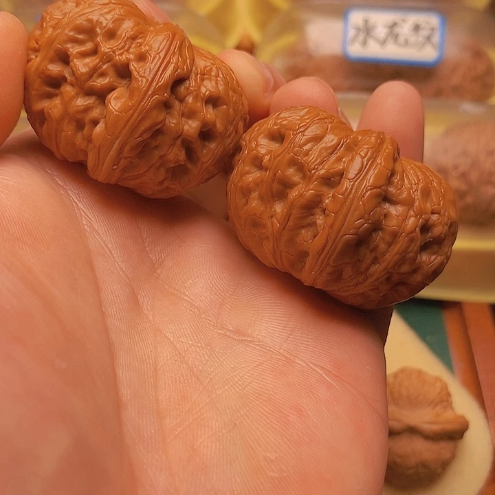文玩核桃把件45粗筋元宝