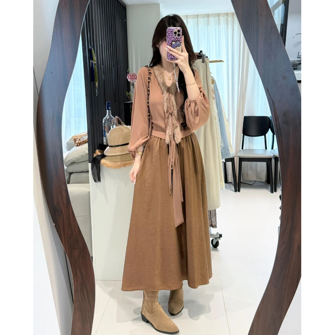 李潇洒【骄矜妲己】微胖大码法式Tu毛领灯笼袖短开衫秋茶棕伞摆半裙