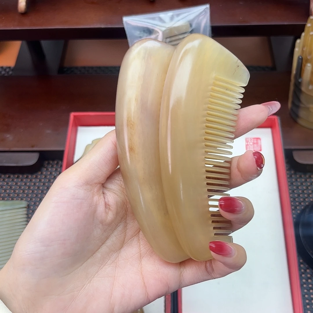 手工制作纯牛角梳子