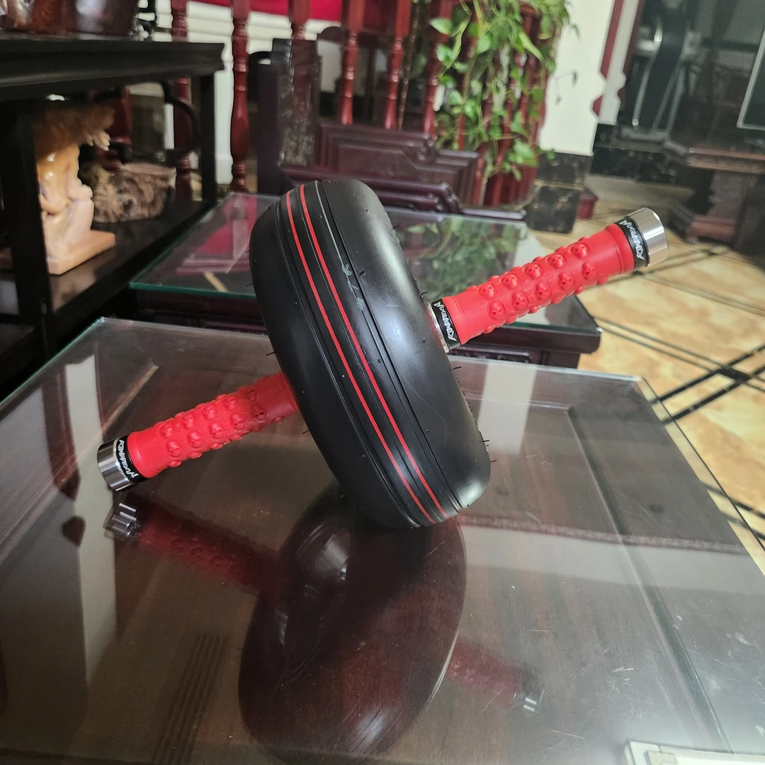 健腹轮真空胎铝合金轮毂直径23，不锈钢手柄单边长度17，总长39毫米