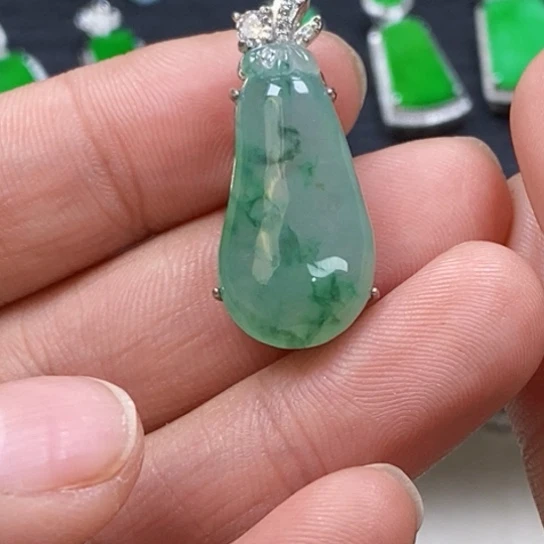 翡翠银S925镶嵌颈饰