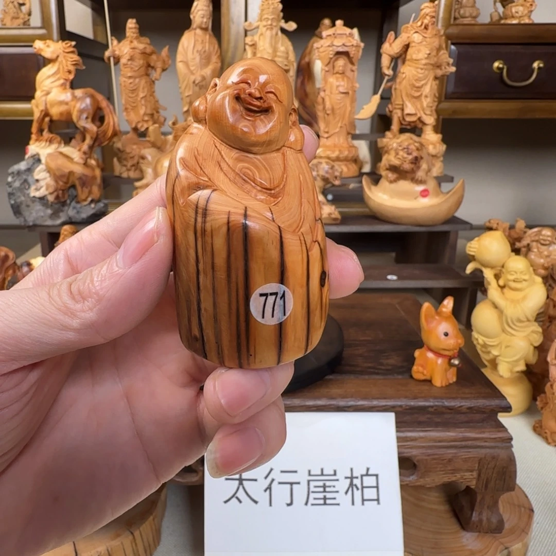 崖柏小木匠艺雕一物一拍