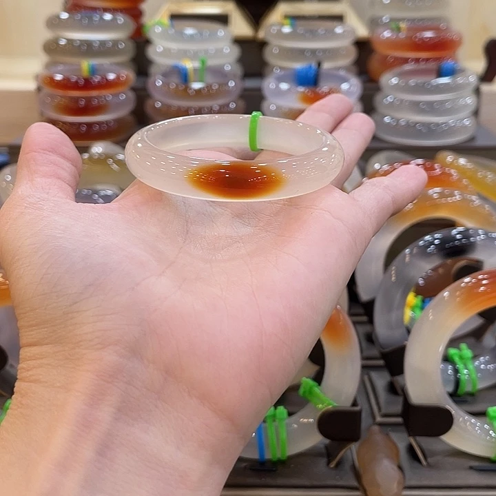 玛瑙/玉髓未镶嵌手镯15