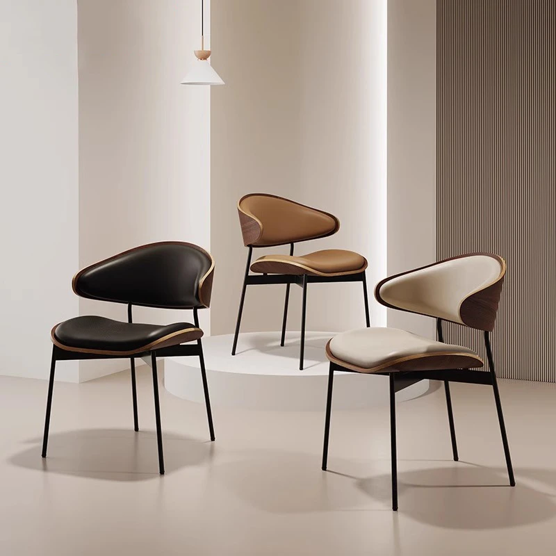 极简餐椅家用餐桌椅舒适久坐高级感设计师中古风伊姆斯复古餐椅子
