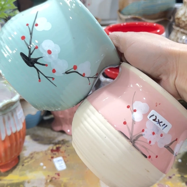 凑9块包邮，有孔花盆