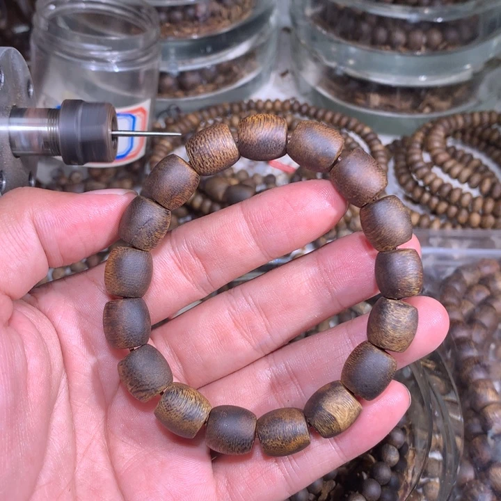 手串沉香尚****）高货1.0老料单圈