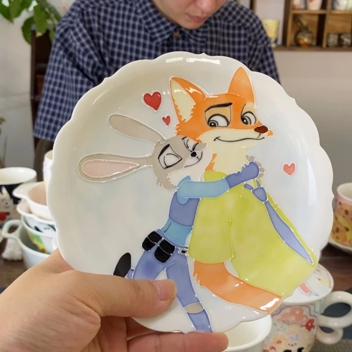 豹***猫瓷片绣球景德镇釉下彩手绘