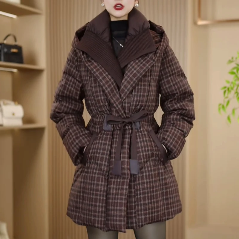 连帽白鸭绒羽绒服2025冬季新款时尚气质减龄修身显瘦加厚保暖外套