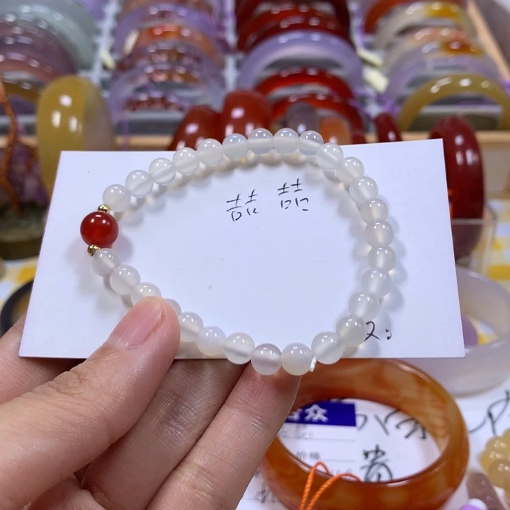 玛瑙/玉髓未镶嵌手镯