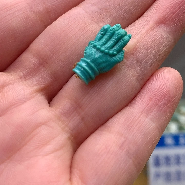 未镶嵌绿松石原矿