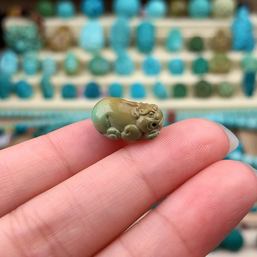 未镶嵌绿松石珠宝奇石