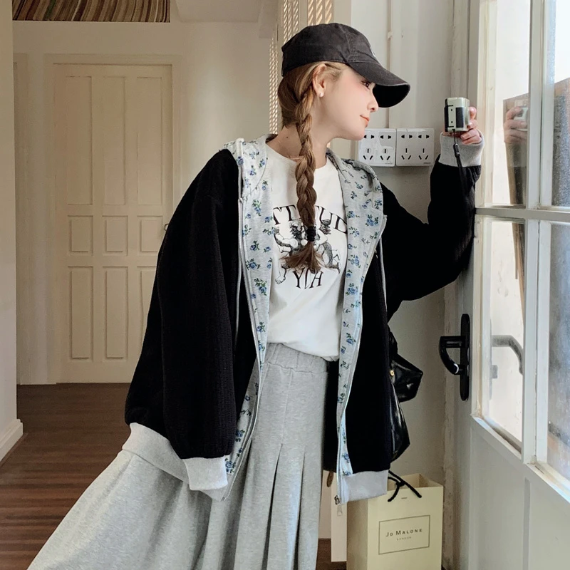 黑灰拼接连帽卫衣外套女春秋韩系氛围感穿搭慵懒宽松百搭开衫上衣